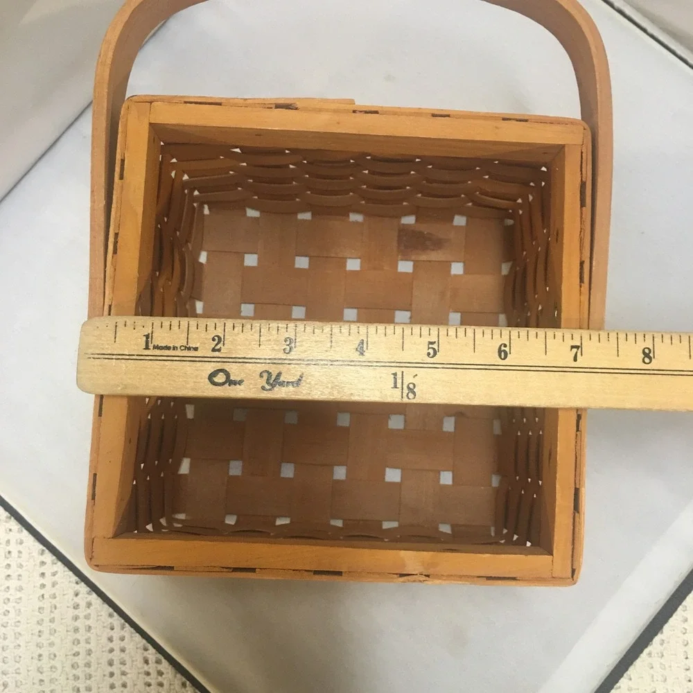 Woven Wood Basket Unisex OS Brown Square Rustic Storage Handle Cottagecore